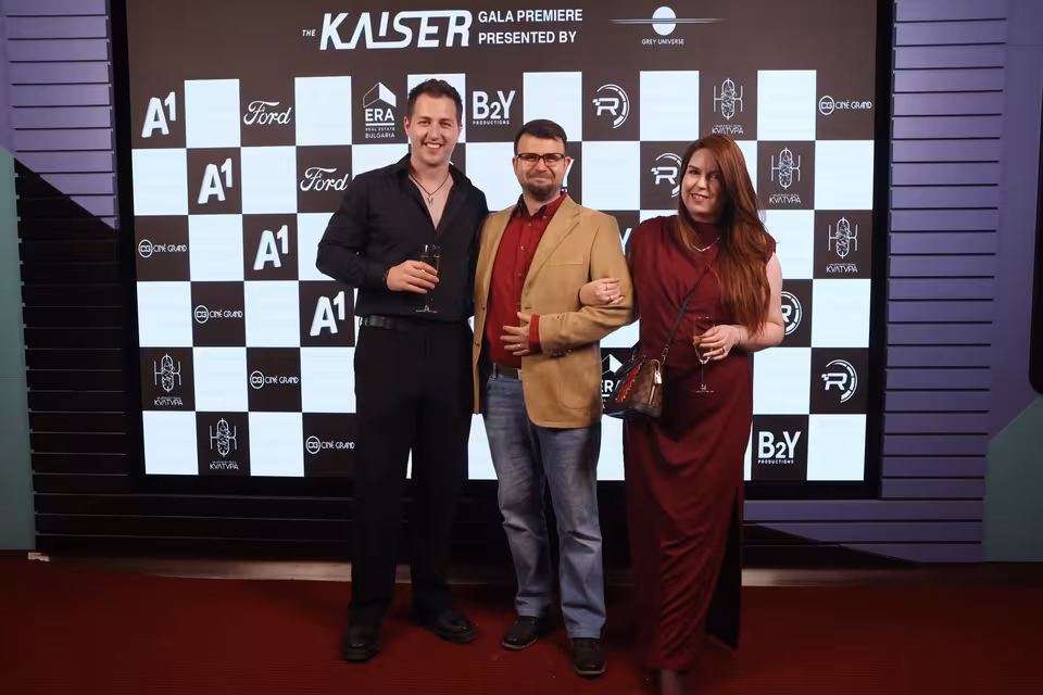 Guests at the sponsor board, The Kaiser gala premiere