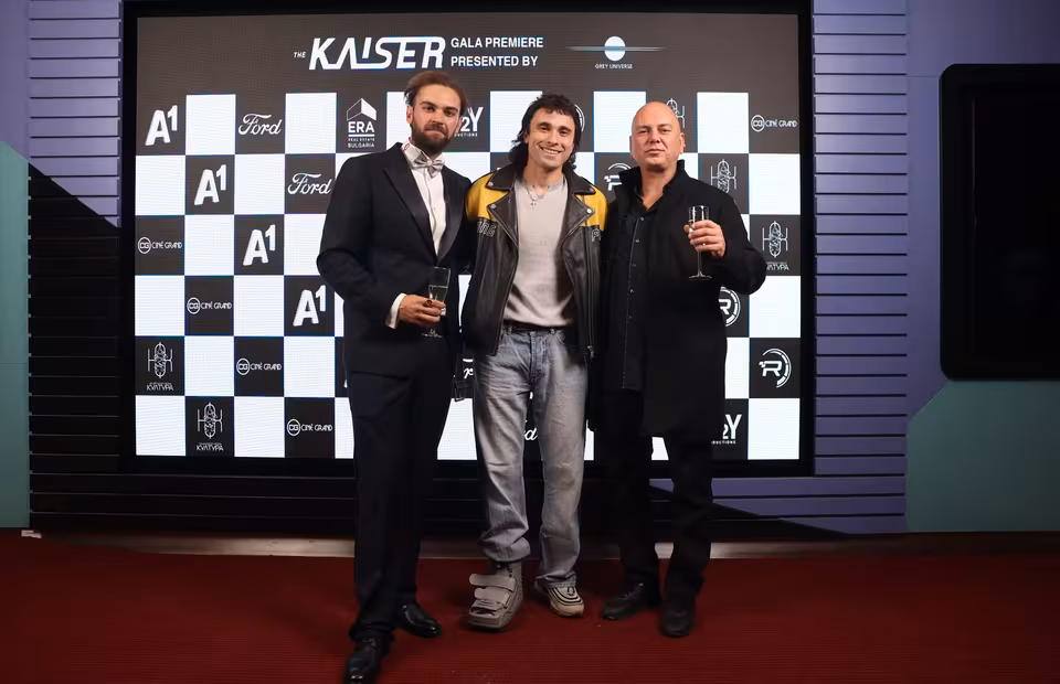 Guests at the sponsor board, The Kaiser gala premiere