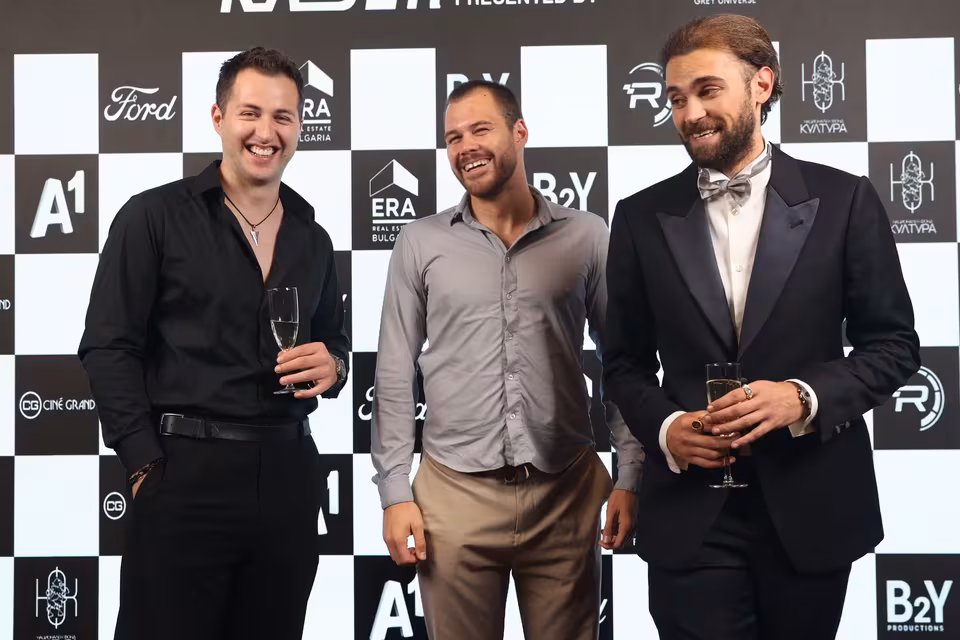 Guests at the sponsor board, The Kaiser gala premiere