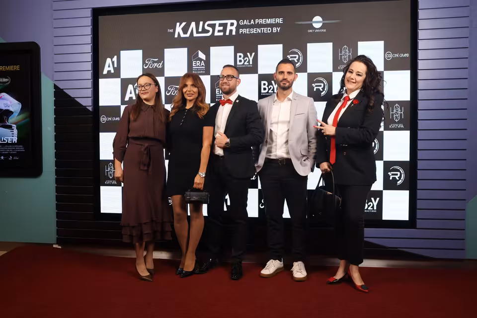 Guests at the sponsor board, The Kaiser gala premiere