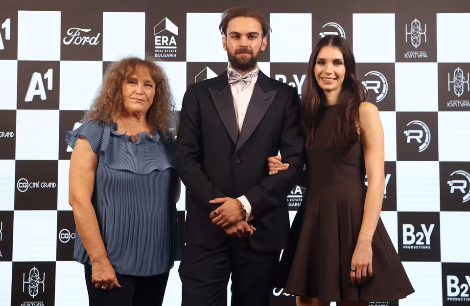 Guests at the sponsor board, The Kaiser gala premiere