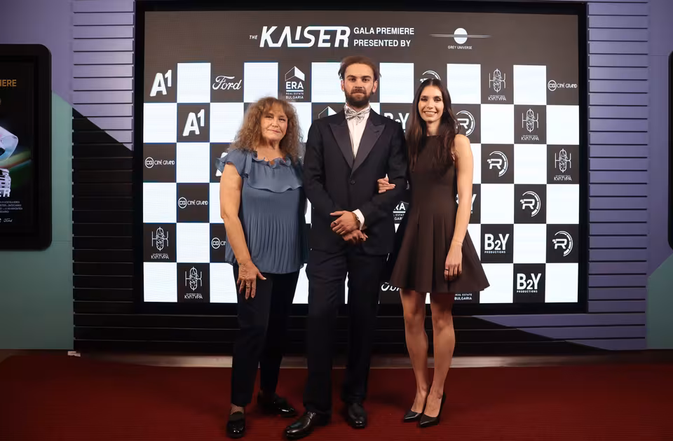 Guests at the sponsor board, The Kaiser gala premiere