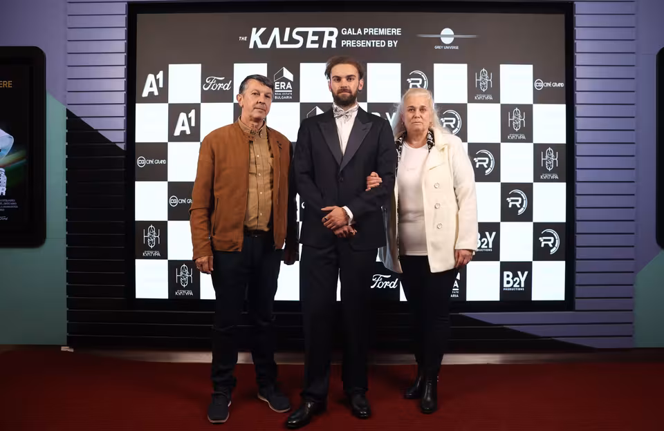 Guests at the sponsor board, The Kaiser gala premiere
