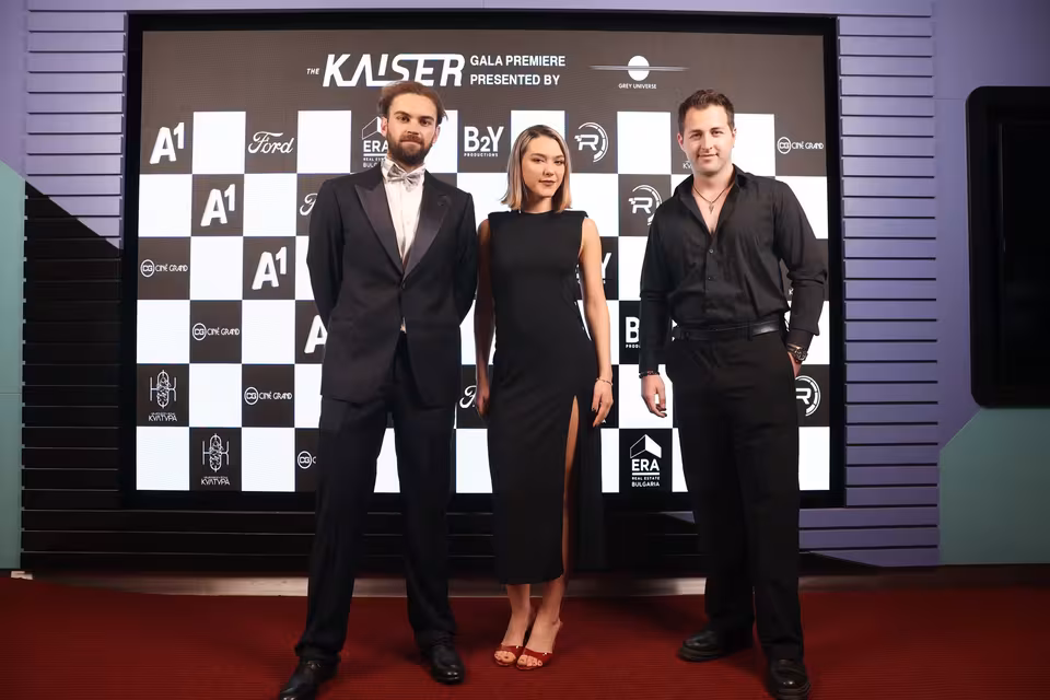 Guests at the sponsor board, The Kaiser gala premiere