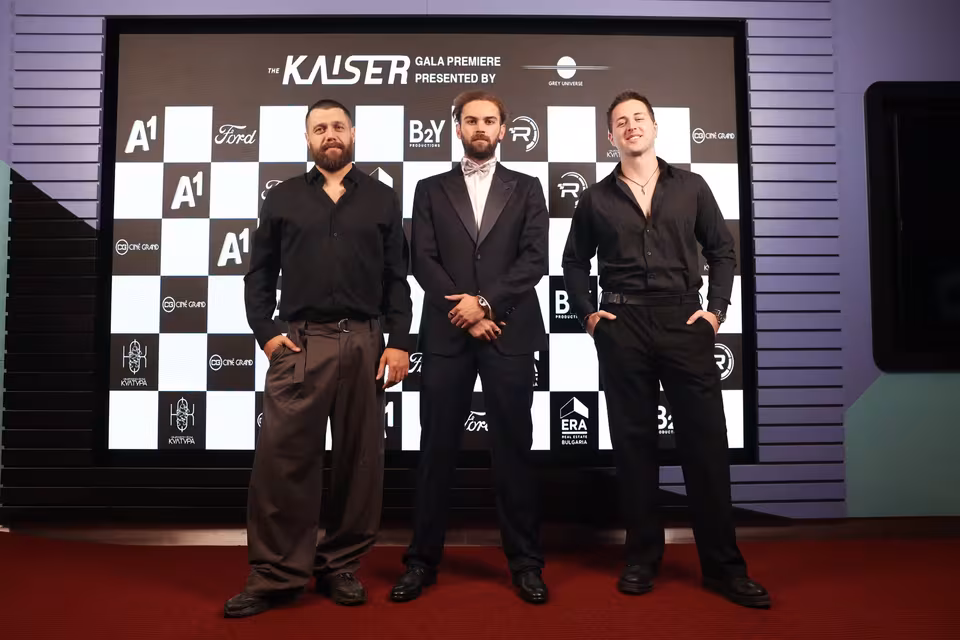 Guests at the sponsor board, The Kaiser gala premiere